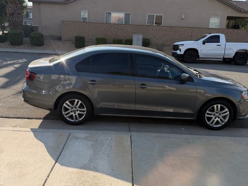 Used 2018 Volkswagen Jetta S FWD image 1