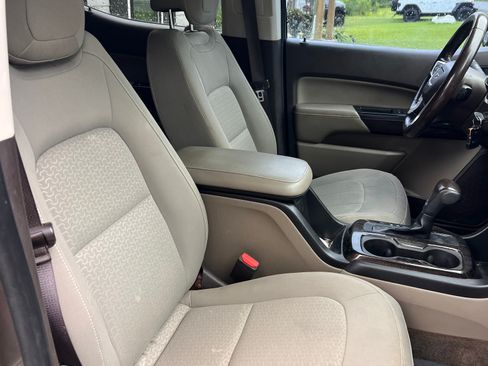 Used 2016 GMC Canyon SLE w/ SLE Convenience Package AWD/4WD image 12
