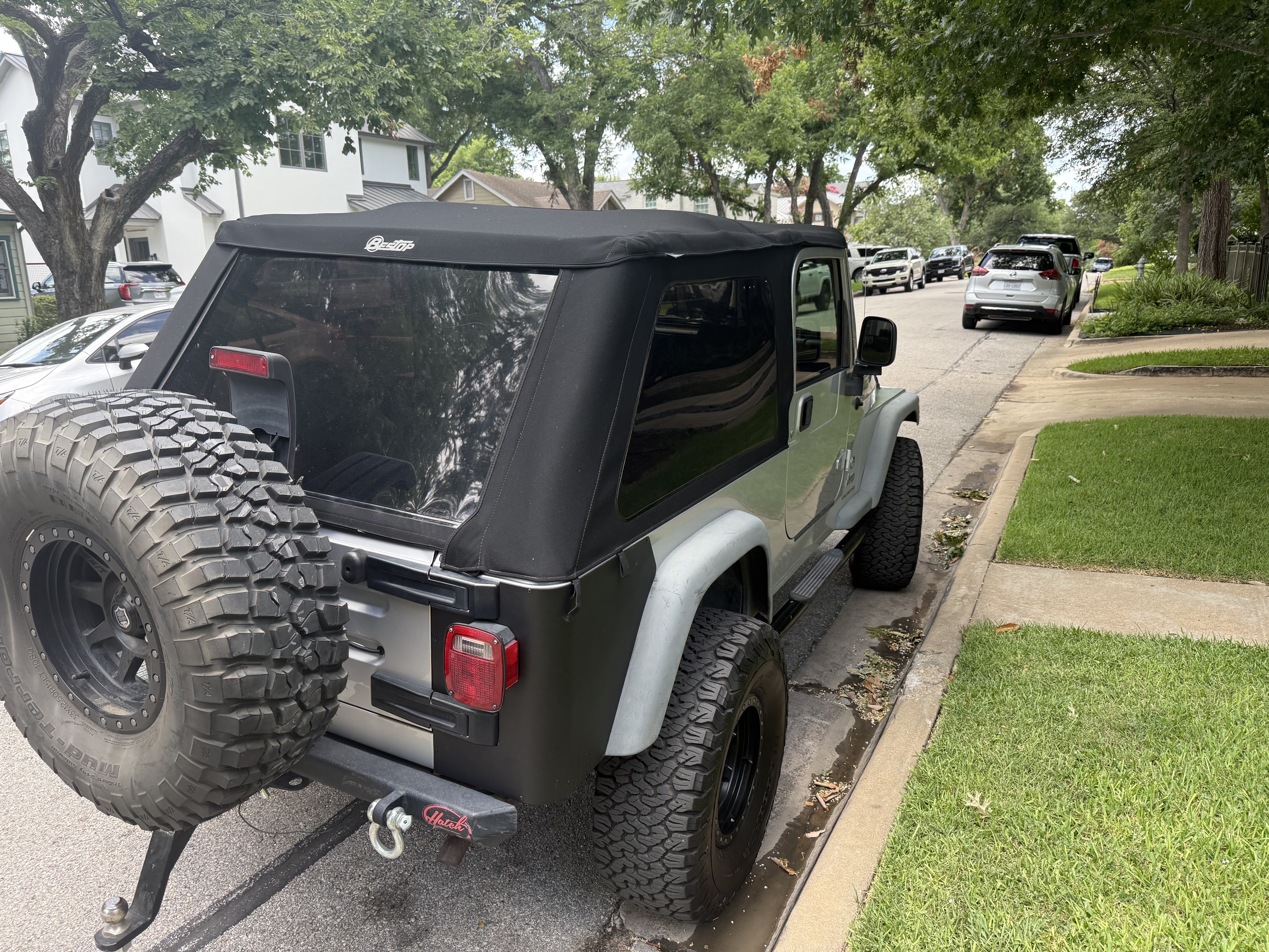 Used 2005 Jeep Wrangler Unlimited AWD/4WD image 2