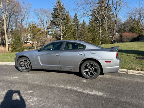 Used 2013 Dodge Charger SXT image 6
