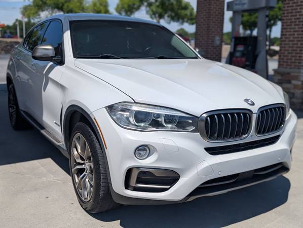 Used 2016 BMW X6 xDrive35i w/ XLine Package AWD/4WD image 2