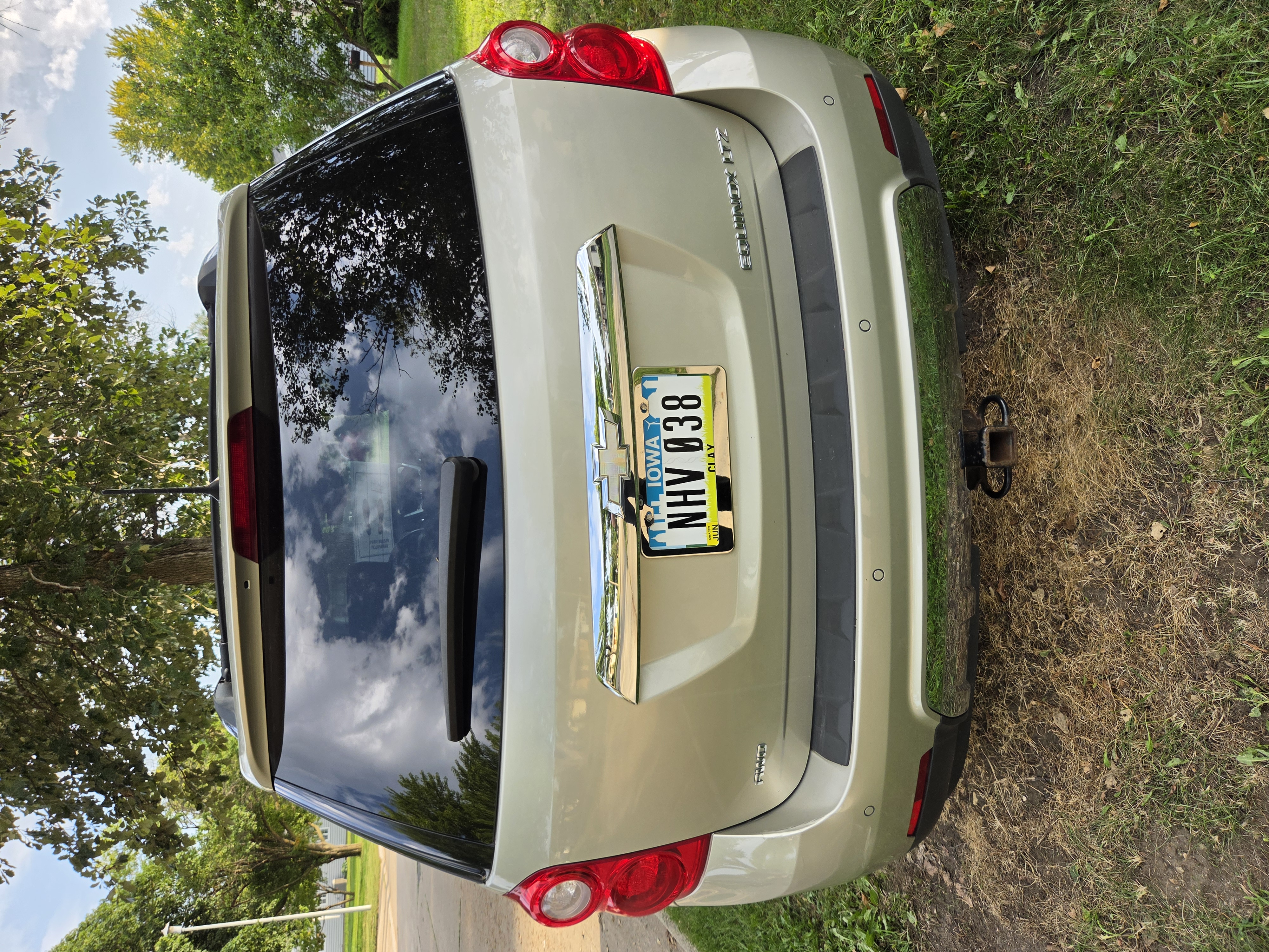 Used 2014 Chevrolet Equinox LTZ AWD/4WD image 6