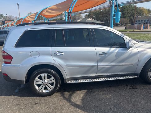 Used 2009 Mercedes-Benz GL 450 4MATIC image 10