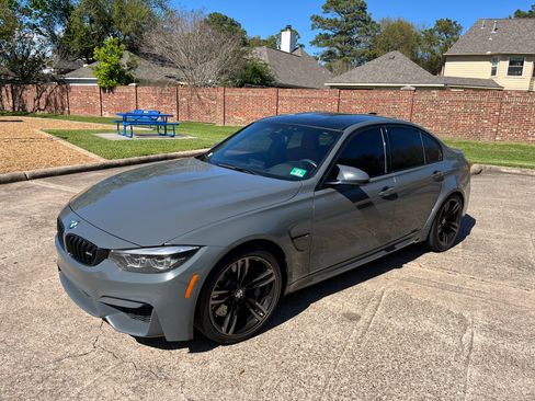Used 2018 BMW M3 Sedan image 2