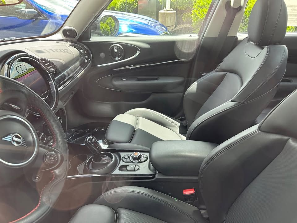 Used 2021 MINI Cooper Clubman S w/ Storage Package AWD/4WD image 4
