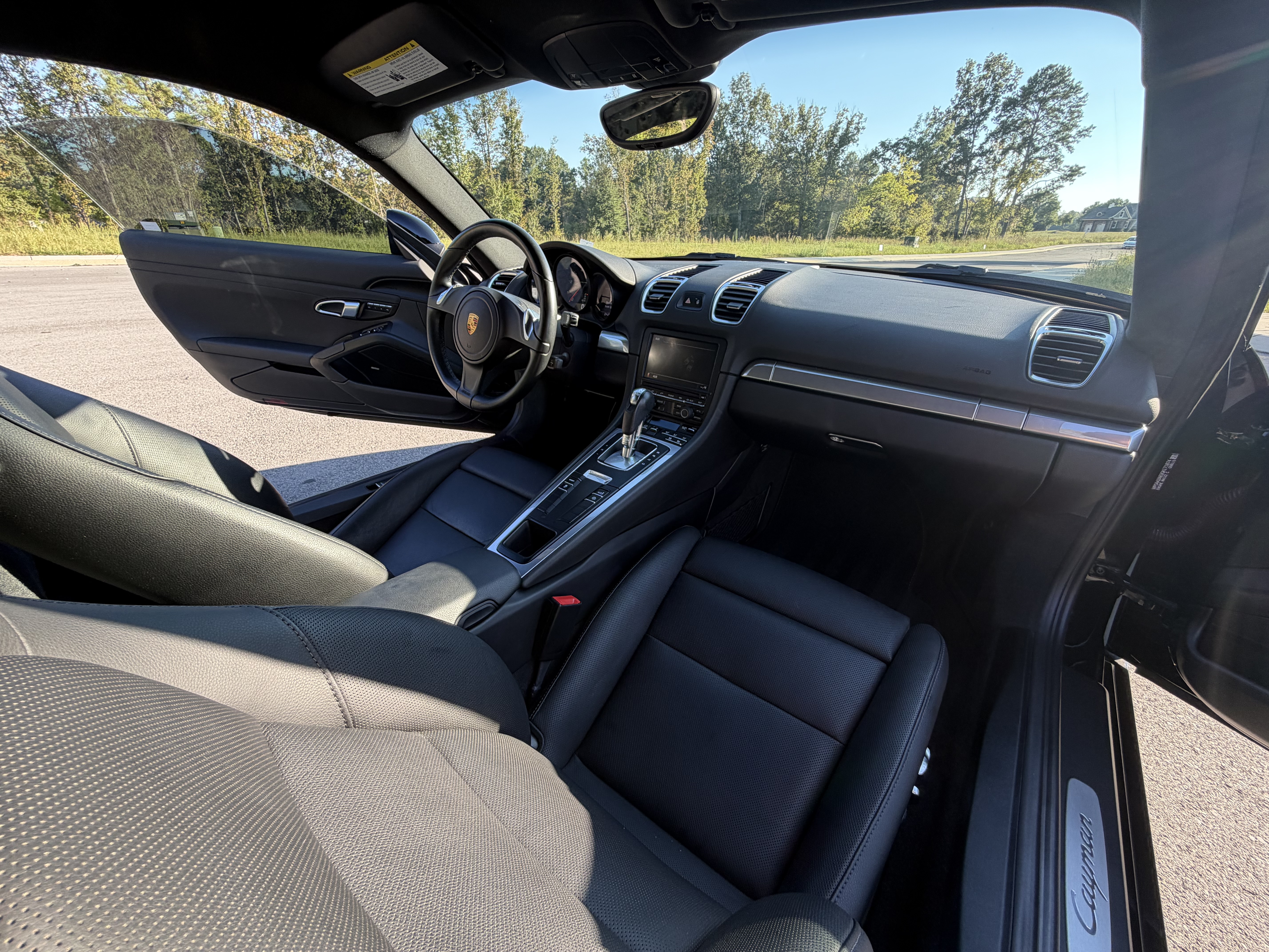 Used 2016 Porsche Cayman RWD image 19