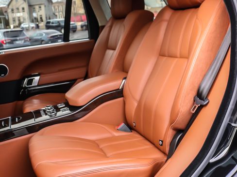 Used 2014 Land Rover Range Rover Long Wheelbase Autobiography image 31