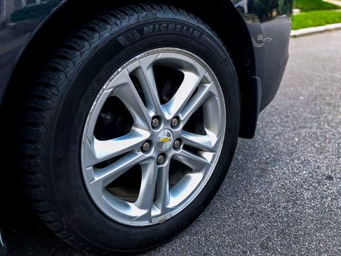 Used 2016 Chevrolet Cruze LT w/ Sun And Sound Package image 13