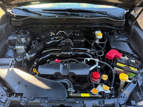 Used 2014 Subaru Forester 2.5i Premium image 9