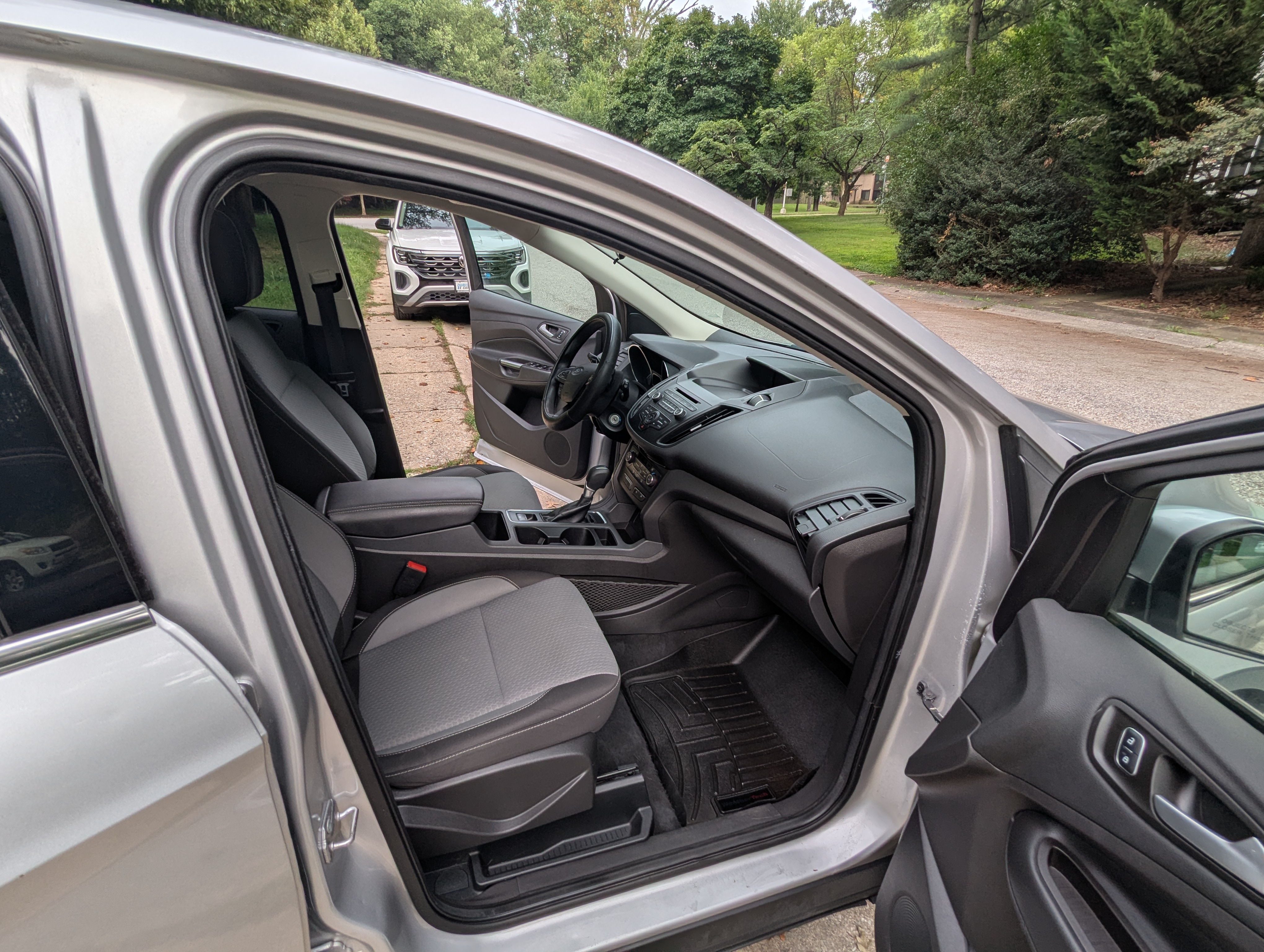 Used 2017 Ford Escape SE AWD/4WD image 17