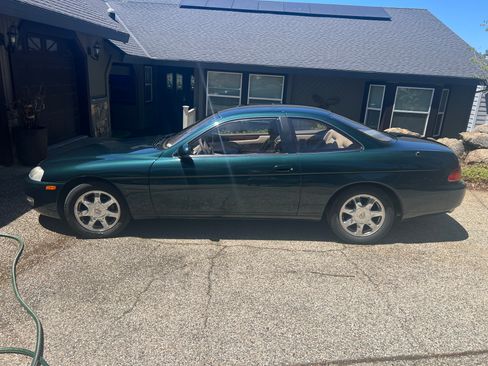 Used 1996 Lexus SC 300 Coupe RWD image 1