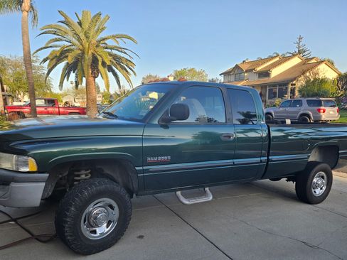 Used 1999 Dodge Ram 2500 Truck 4x4 Quad Cab image 5