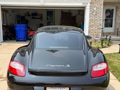Used 2007 Porsche Cayman S RWD image 9