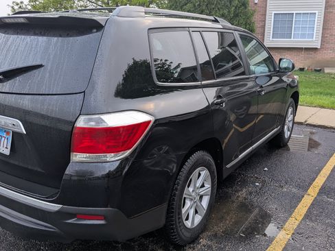 Used 2011 Toyota Highlander SE image 6