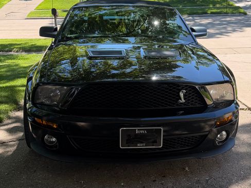 Used 2007 Ford Mustang Shelby GT500 RWD image 5