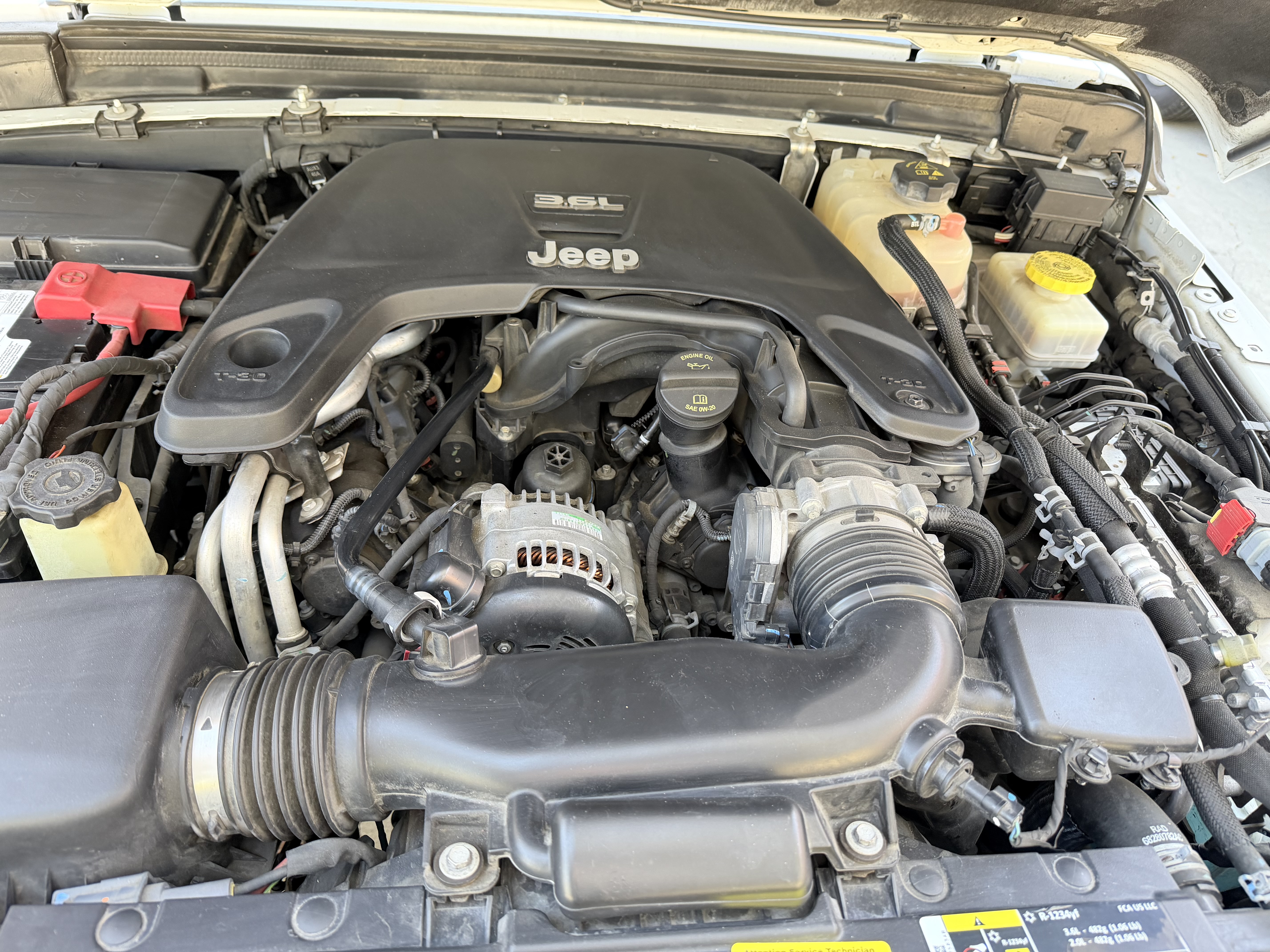 Used 2018 Jeep Wrangler Unlimited Sport S AWD/4WD image 14