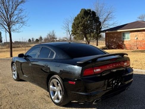 Used 2014 Dodge Charger R/T w/ Wheels & Tunes Group image 6