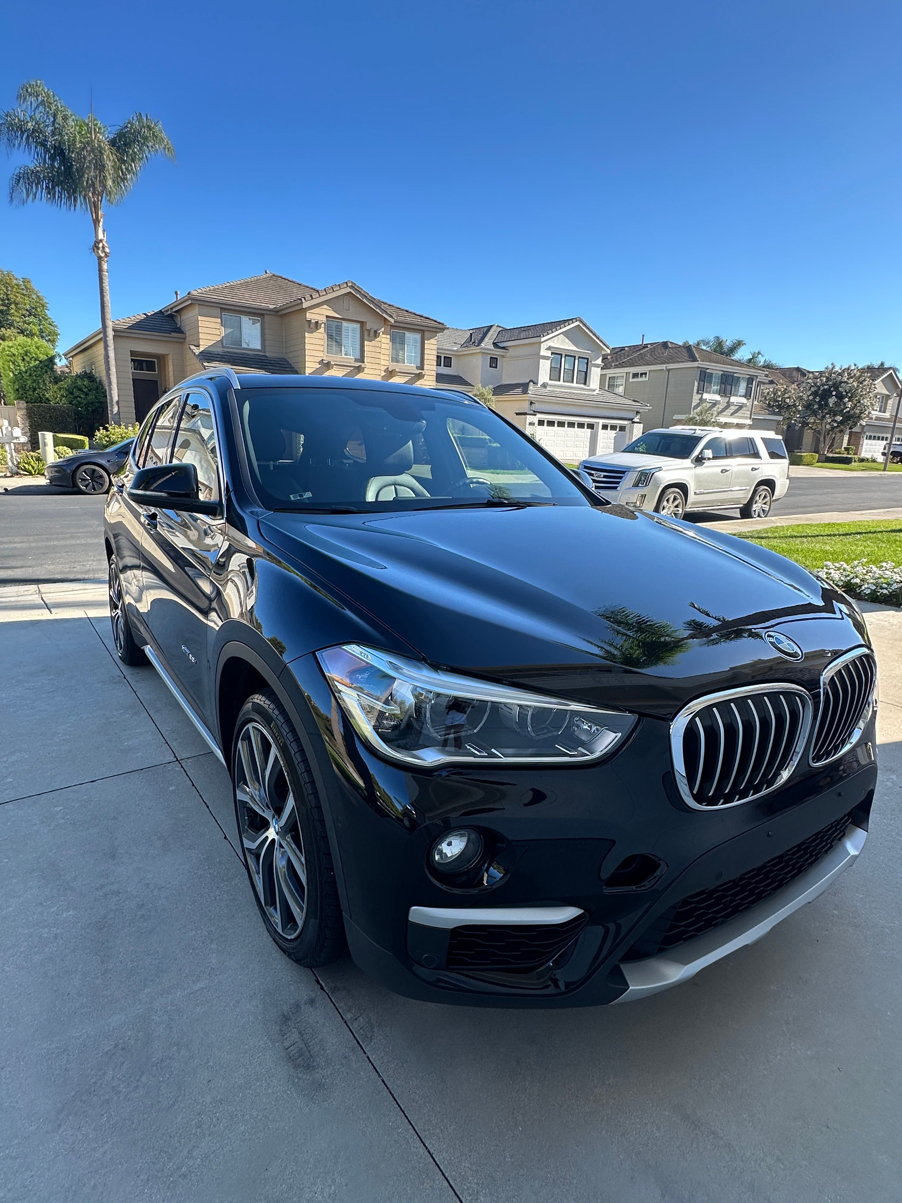 Used 2017 BMW X1 xDrive28i AWD/4WD image 5