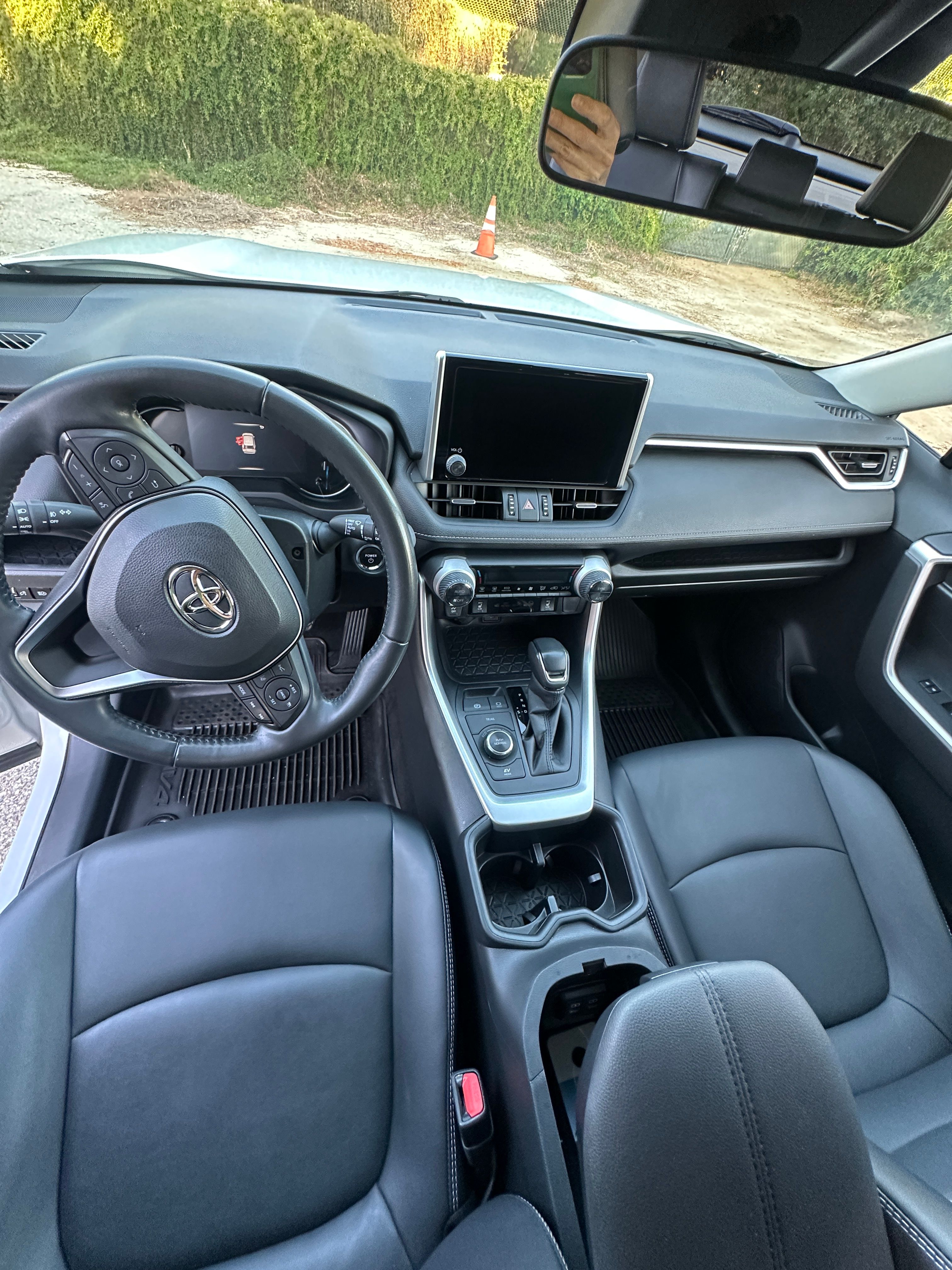 Used 2024 Toyota RAV4 XLE Premium w/ Weather Package AWD/4WD image 18