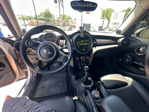 Used 2016 MINI Cooper S image 6