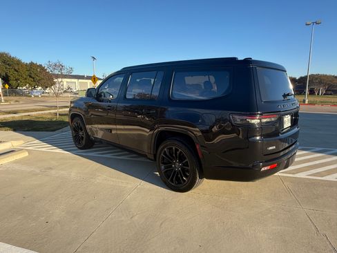 Used 2022 Jeep Grand Wagoneer Series II w/ Quick Order Packagew 28T image 2