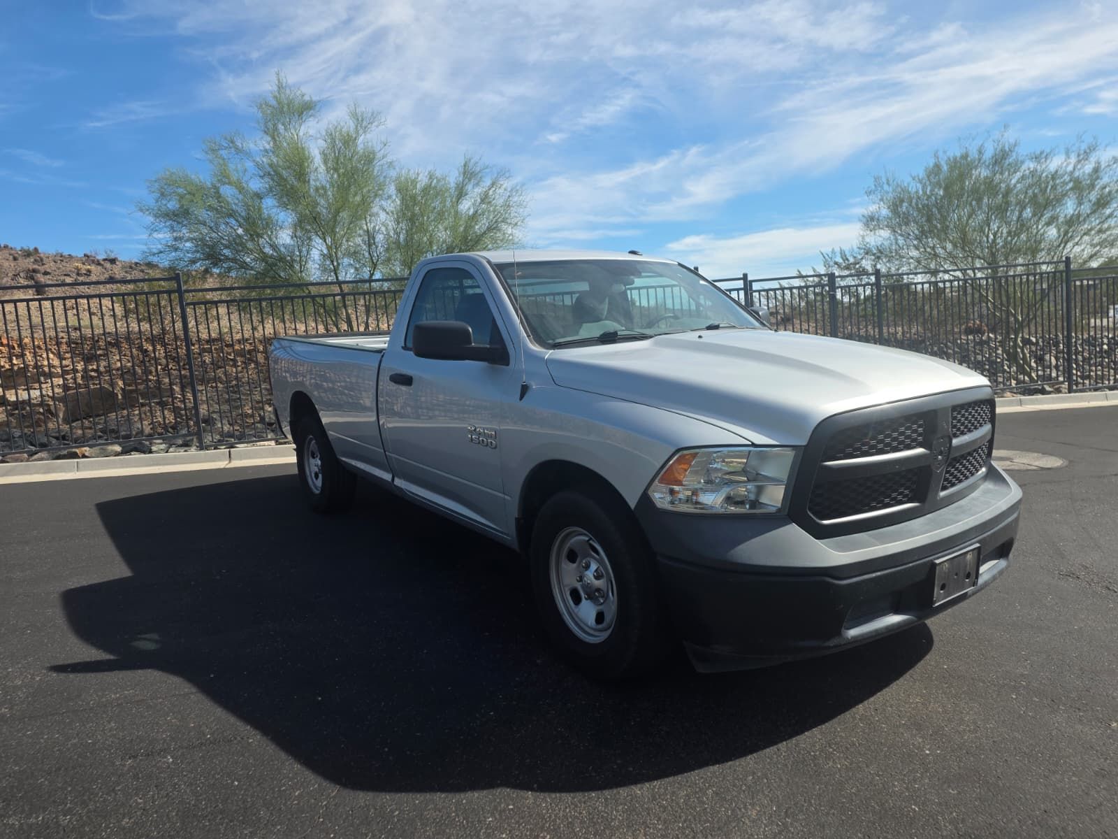 Used 2018 RAM 1500 Express RWD image 11