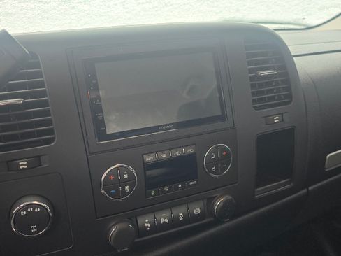 Used 2013 GMC Sierra 2500 SLE w/ SLE Preferred Package image 5