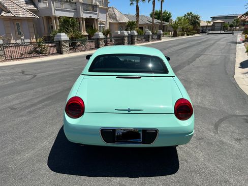 Used 2004 Ford Thunderbird image 4