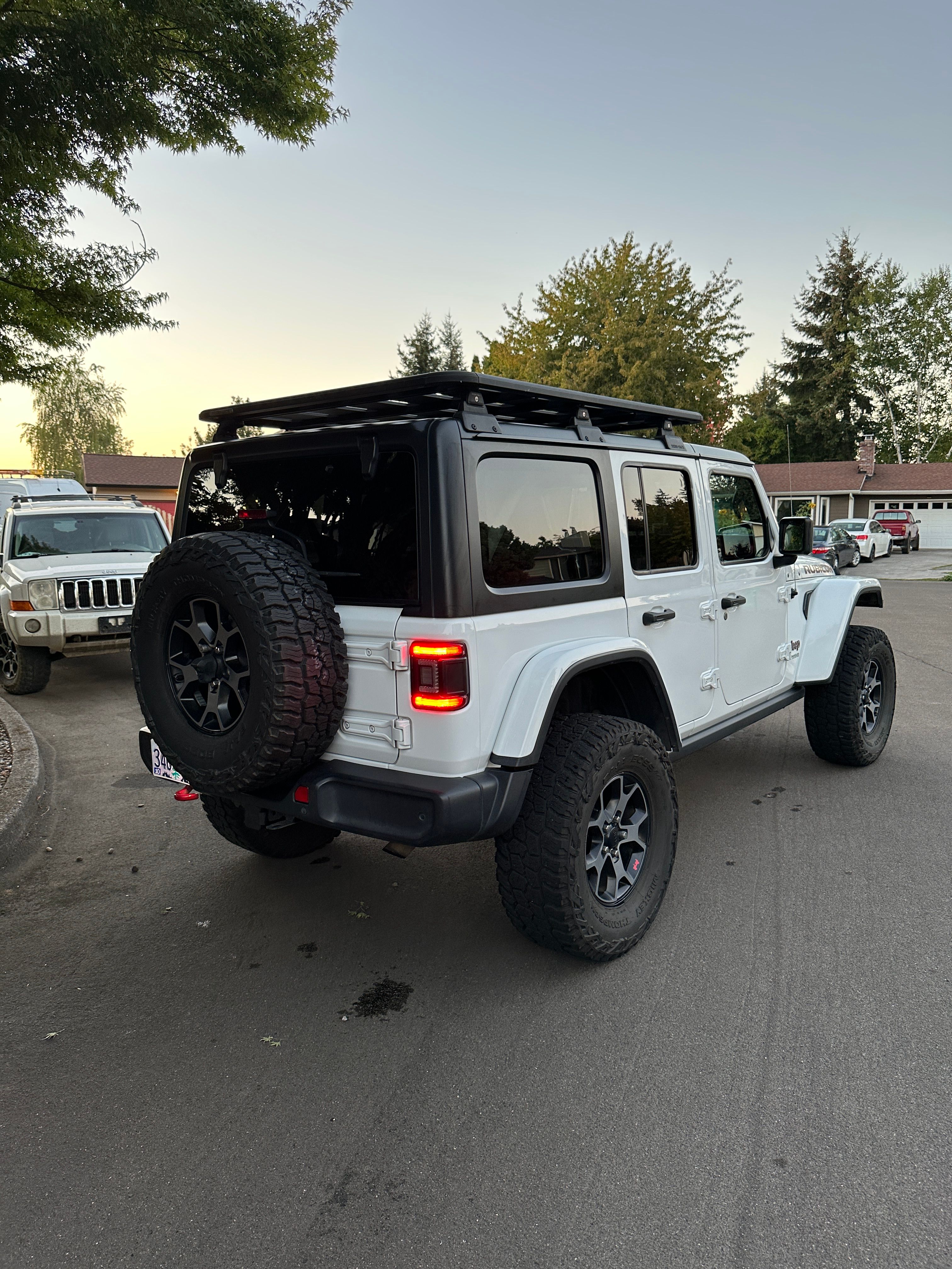 Used 2019 Jeep Wrangler Unlimited Rubicon AWD/4WD image 4