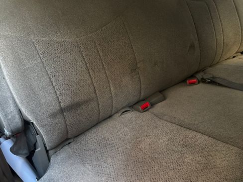 Used 2004 Chevrolet Astro Passenger AWD w/ LS Preferred Equipment Group image 10