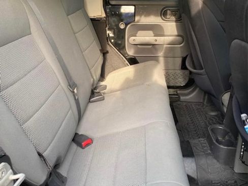 Used 2008 Jeep Wrangler Unlimited Sahara w/ Dual Top Group image 13