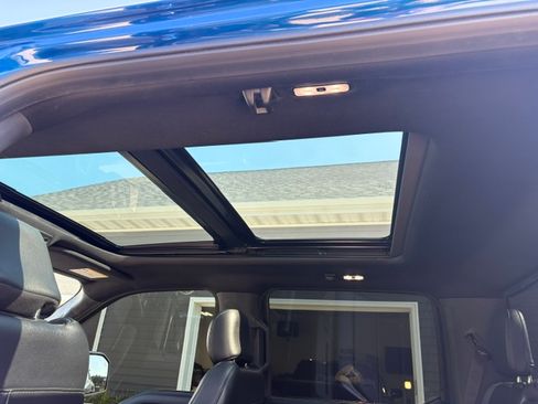 Used 2018 Ford F150 Raptor w/ Equipment Group 802A Luxury AWD/4WD image 9
