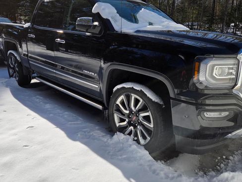 Used 2018 GMC Sierra 1500 Denali w/ Denali Ultimate Package image 4