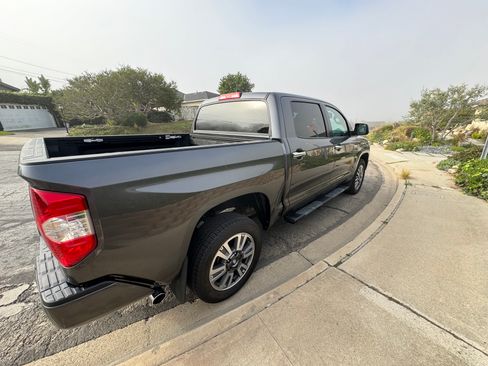 Used 2021 Toyota Tundra Platinum image 8