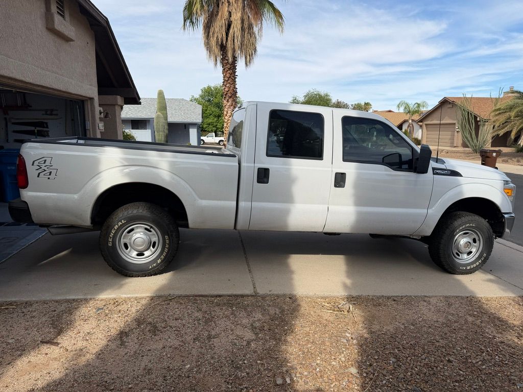 Used 2013 Ford F250 XL w/ Skid Plate Pkg AWD/4WD image 12