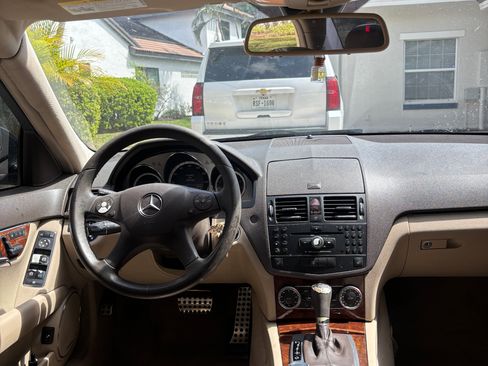 Used 2009 Mercedes-Benz C 350 Sport image 13