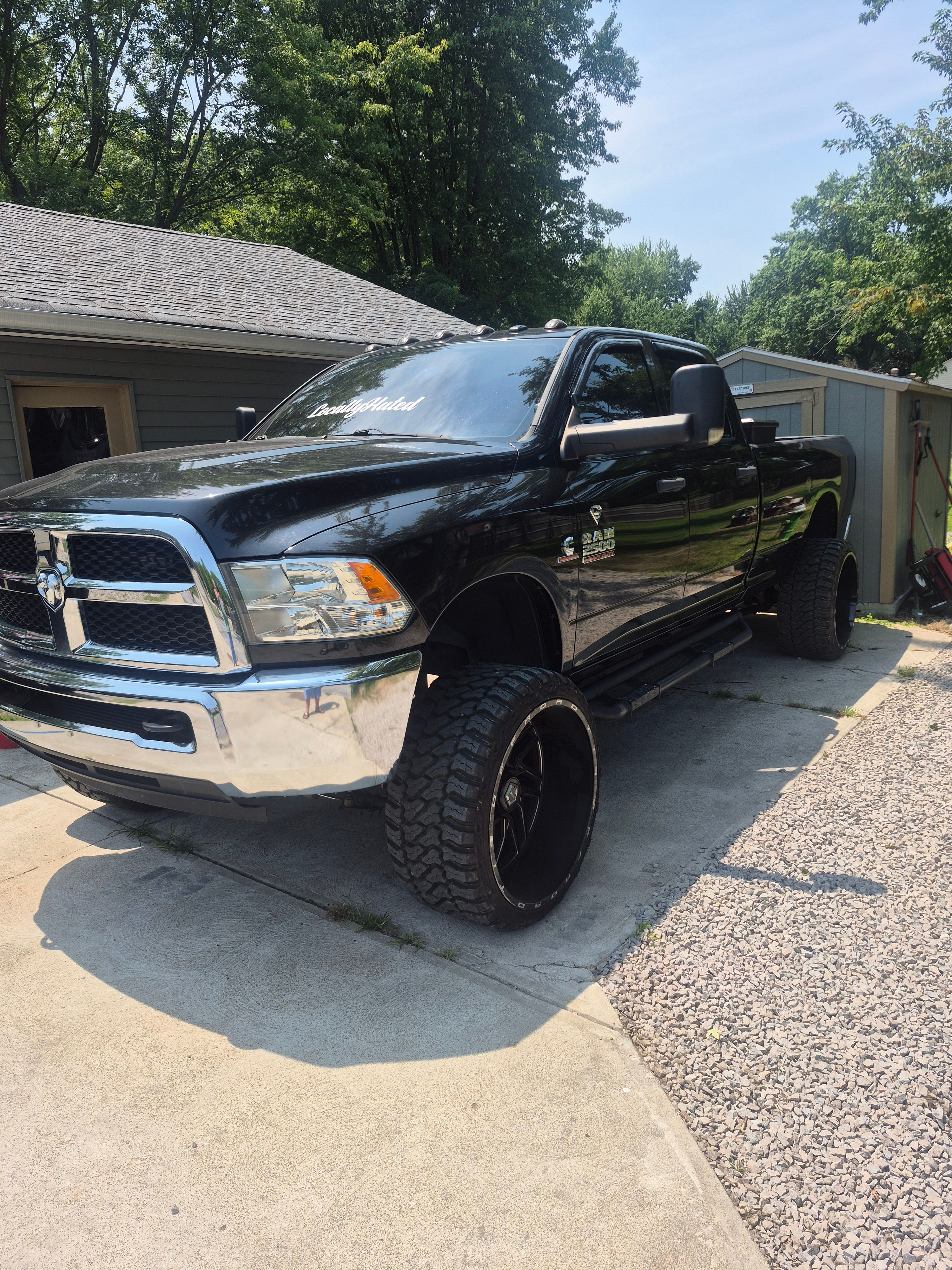 Used 2015 RAM 2500 Tradesman w/ Chrome Appearance Group AWD/4WD image 14