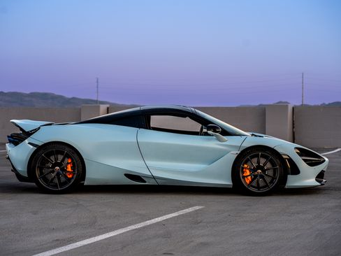 Used 2018 McLaren 720S Performance image 4