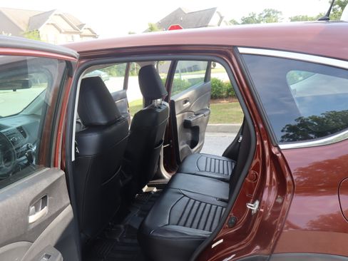 Used 2015 Honda CR-V LX image 5