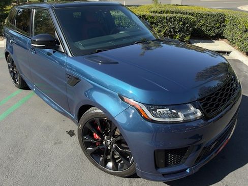 Used 2022 Land Rover Range Rover Sport HST image 8