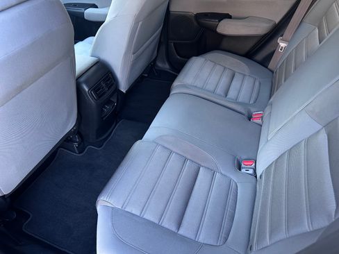 Used 2019 Honda CR-V EX image 6