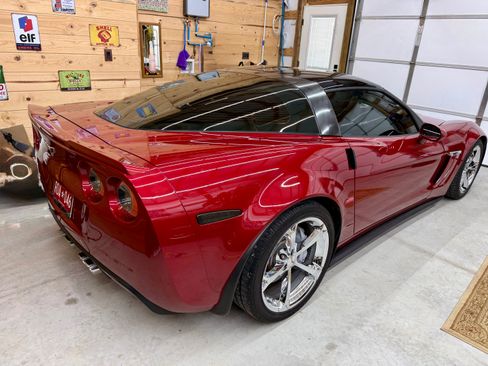 Used 2013 Chevrolet Corvette Grand Sport w/ 3LT Preferred Equipment Group image 4