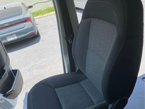 Used 2021 RAM ProMaster 2500 w/ Convenience Group image 11