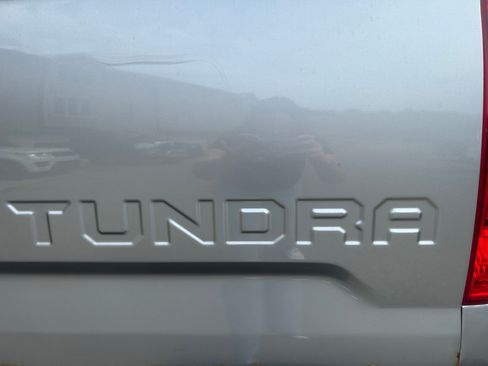 Used 2015 Toyota Tundra SR5 image 19