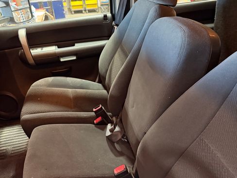 Used 2007 Chevrolet Silverado 2500 LT RWD image 17