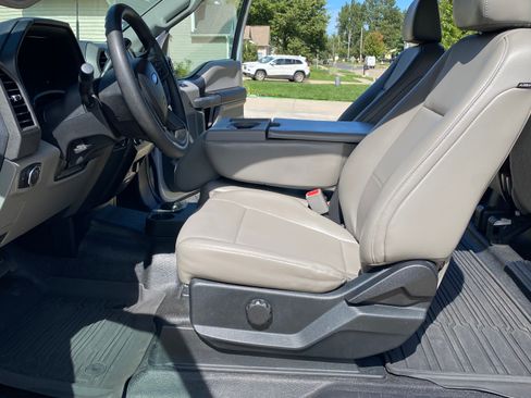 Used 2017 Ford F250 XL w/ Power Equipment Group AWD/4WD image 13