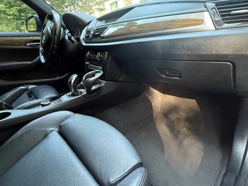 Used 2015 BMW X1 sDrive28i RWD image 11