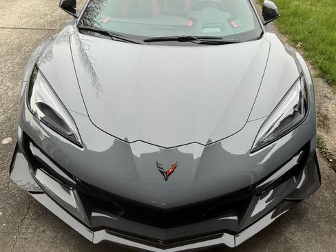 Used 2025 Chevrolet Corvette Z06 image 5