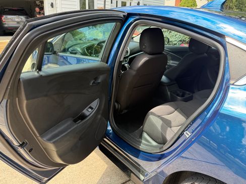 Used 2019 Chevrolet Volt LT w/ LT Driver Confidence Package FWD image 20