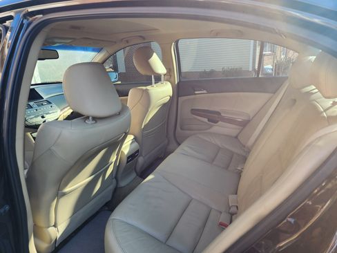 Used 2012 Honda Accord EX-L image 10